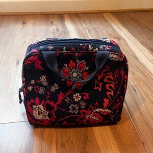 Vera Bradley Lined Lunchbox